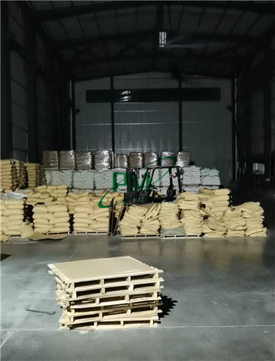 成都普茂新材料PAM\PAC發(fā)貨裝貨車間